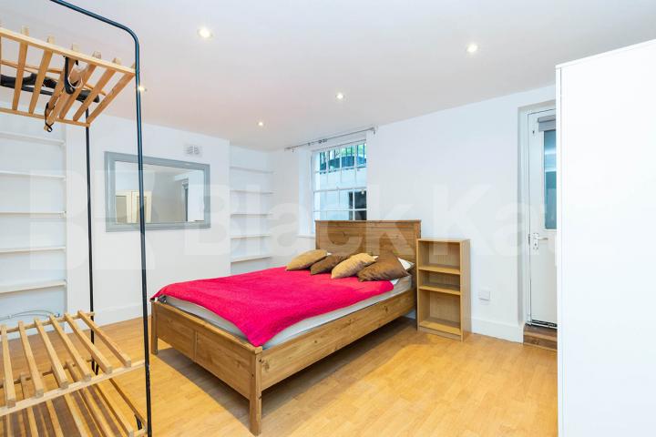 perfect for sharers and located close to Angel station Remington Street, Angel